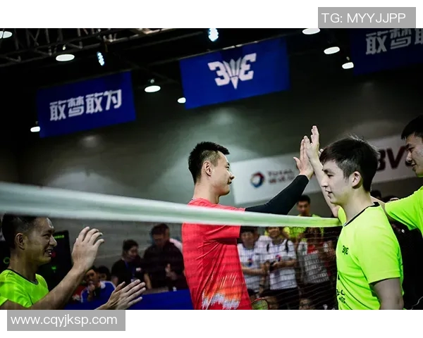 羽毛球世界冠军亲授课引爆校园体育节